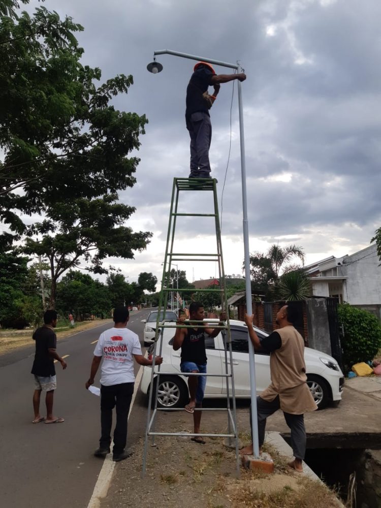 Pembangunan Lampu Jalan