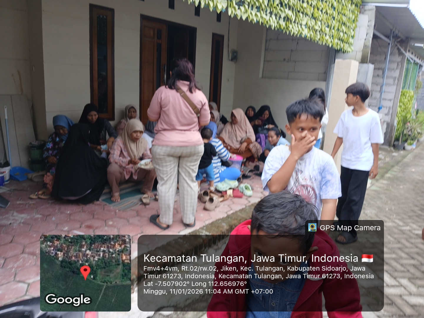 Pertemuan rutin ibu PKK